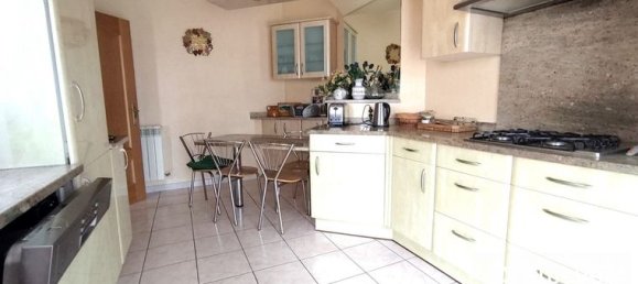 4 bedrooms Villa in Perpignan, France No. 306366 9