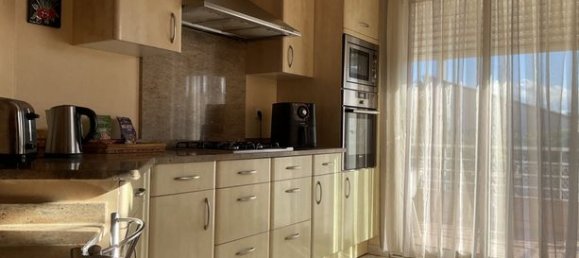 4 bedrooms Villa in Perpignan, France No. 306366 8