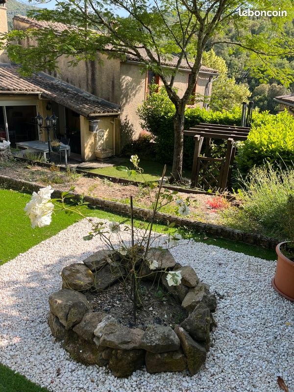 Moradia em banda T5 em Gard, France N.º 325074