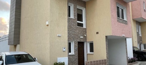 3 bedrooms Villa in Chloraka, Cyprus No. 4562 8