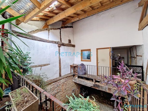 3 bedrooms House in Chatillon-sur-Chalaronne, France No. 313432