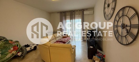 3-salle Appartement à Uboldo, Italy No. 130527 3