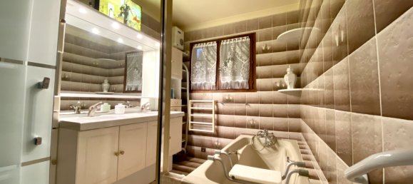 5 bedrooms House in Mereau, France No. 94637 10