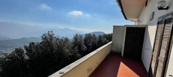 Квартира с 3 комнатами в Ленола, Италия № 160686 24