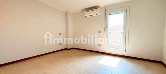 3 bedrooms Penthouse in Parma, Italy No. 327501 17