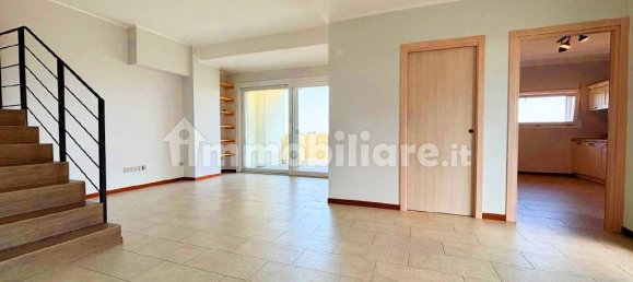 3 bedrooms Penthouse in Parma, Italy No. 327501 7