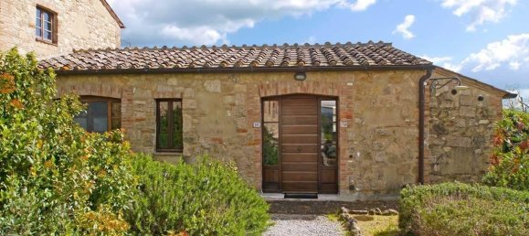 3 rooms House in Asciano, Italy No. 70170 2