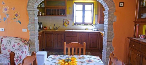 3 rooms House in Asciano, Italy No. 70170 12