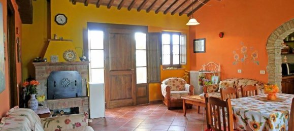 3 rooms House in Asciano, Italy No. 70170 17