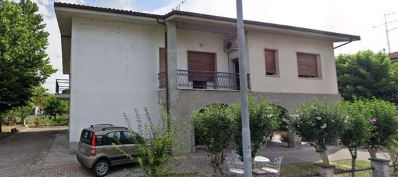 6 rooms Apartment in San Giovanni in Persiceto, Italy No. 306923 6