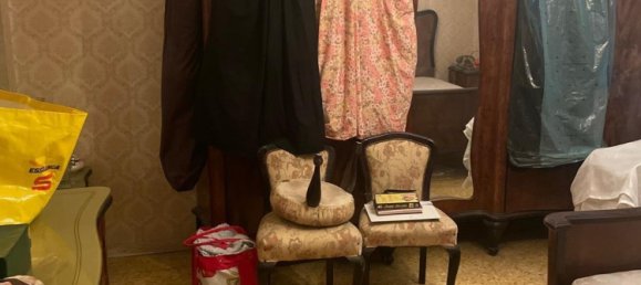 3 bedrooms Villa in Carrara, Italy No. 48166 21