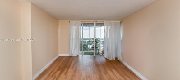 2 dormitorios propiedad comercial en venta en Miami, Miami-Dade, Florida, USA № 615352 3
