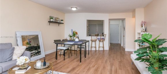 2 dormitorios propiedad comercial en venta en Miami, Miami-Dade, Florida, USA № 615352 11