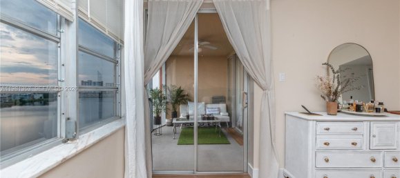 2 dormitorios propiedad comercial en venta en Miami, Miami-Dade, Florida, USA № 615352 7