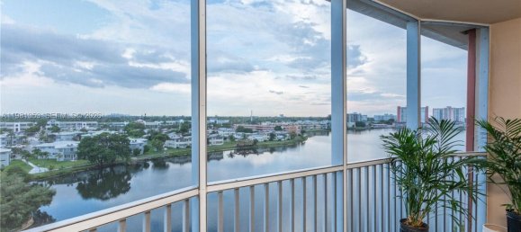 2 dormitorios propiedad comercial en venta en Miami, Miami-Dade, Florida, USA № 615352 15