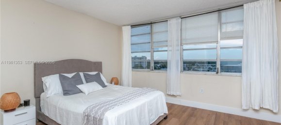2 dormitorios propiedad comercial en venta en Miami, Miami-Dade, Florida, USA № 615352 5