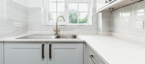 1 bedroom Apartment in Purley, United Kingdom No. 8077 17