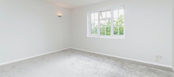 1 bedroom Apartment in Purley, United Kingdom No. 8077 13