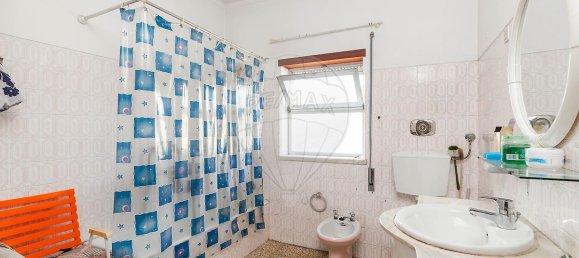 2 bedrooms House in Marinha Grande, Portugal No. 22773 22