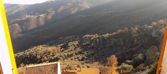 Дом с 4 комнатами в Боргомаро, Италия № 227364 2