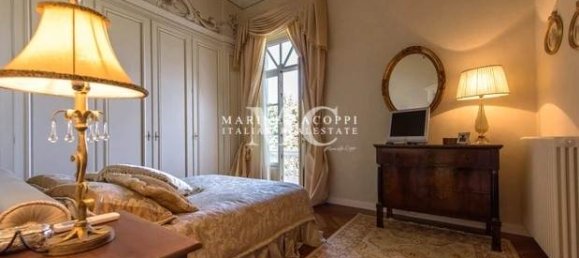 6 bedrooms Villa in Florence, Italy No. 192505 22