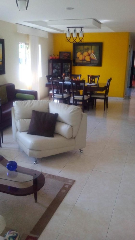 Casa de 3 dormitorios en Atlántico, Colombia No. 7697