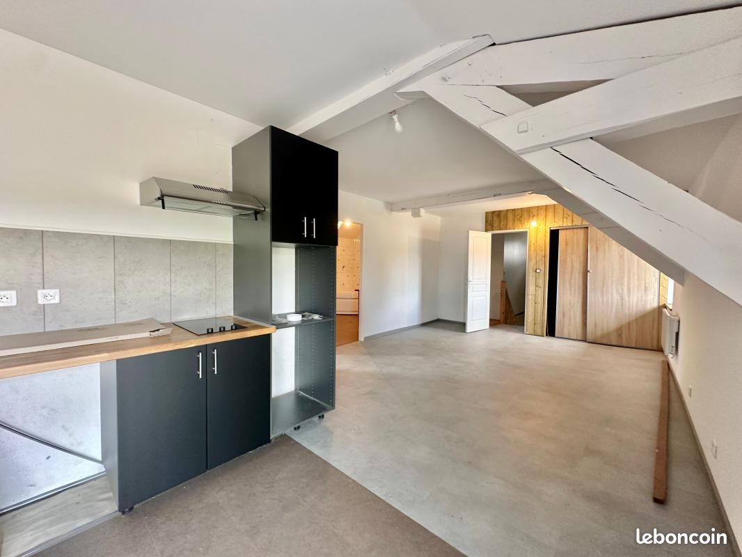 2 bedrooms Apartment in Langon, France No. 335612