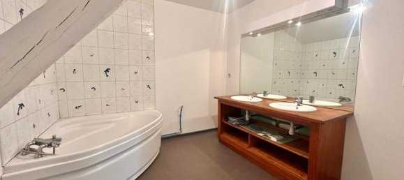 2 bedrooms Apartment in Langon, France No. 335612 3