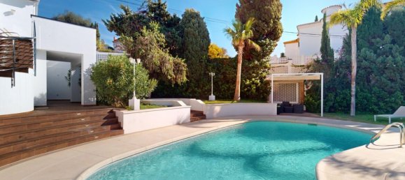 6 bedrooms Villa in Caleta de Velez, Spain No. 129017 3