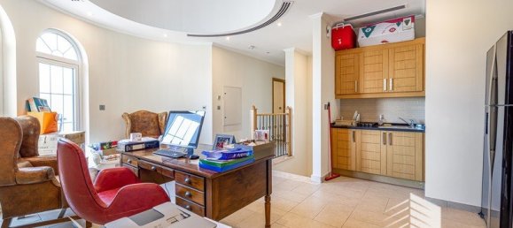 Вилла с 5 спальнями в Jumeirah Park, ОАЭ № 16941 8