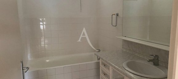 Apartamento de 2 dormitorios en Bourg-en-Bresse, France No. 271155 12