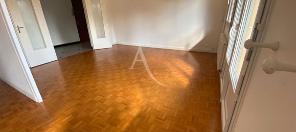 Apartamento de 2 dormitorios en Bourg-en-Bresse, France No. 271155 3