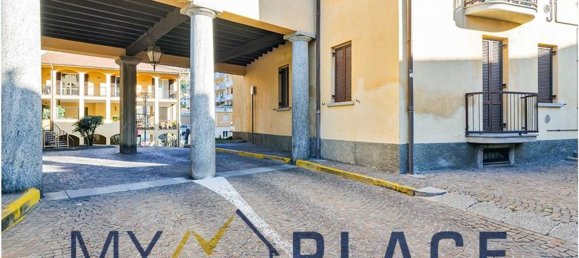 Квартира с 3 комнатами в Гальбьяте, Италия № 170474 43