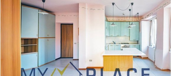 Квартира с 3 комнатами в Гальбьяте, Италия № 170474 6