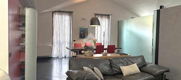 Квартира с 3 комнатами в Вимеркате, Италия № 135917 8