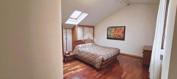 Квартира с 3 комнатами в Вимеркате, Италия № 135917 29