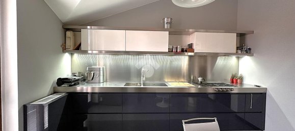 Квартира с 3 комнатами в Вимеркате, Италия № 135917 11