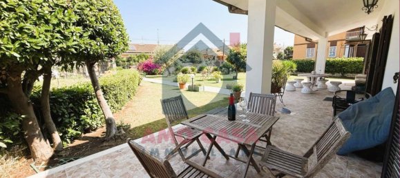 4 bedrooms Villa in Rome, Italy No. 335062 27