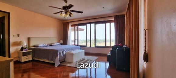 4 bedrooms Cafe / restaurant in Sattahip, Thailand No. 15430 10