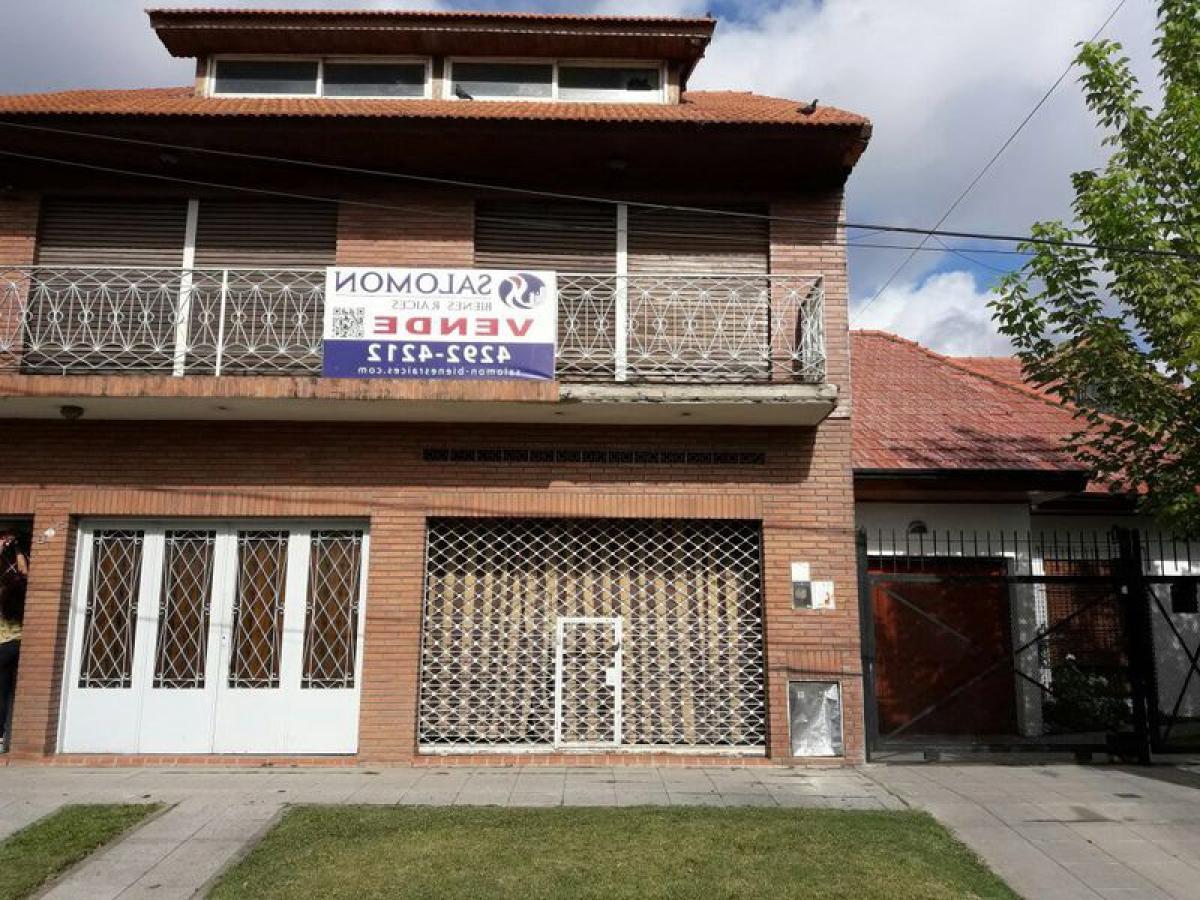 2 bedrooms House in Almirante Brown, Argentina No. 82274