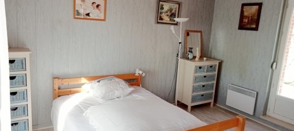 4 bedrooms House in Montmirail, France No. 81585 2