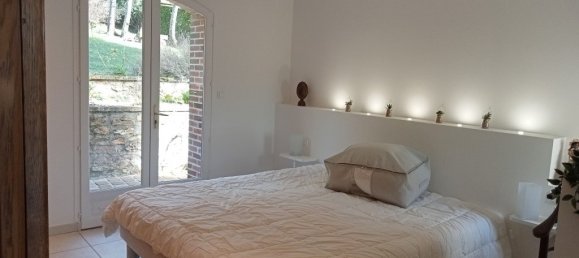 4 bedrooms House in Montmirail, France No. 81585 3