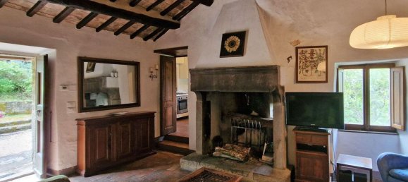 10 rooms House in Cortona, Italy No. 82753 13
