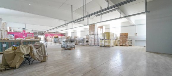 4 rooms Commercial property in Gravina in Puglia, Italy No. 110603 13