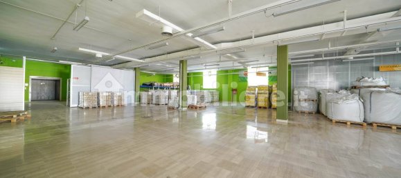 4 rooms Commercial property in Gravina in Puglia, Italy No. 110603 9