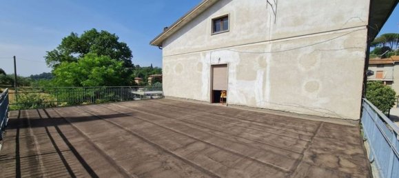 17 rooms House in Chiusi, Italy No. 143931 16
