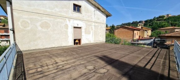 17 rooms House in Chiusi, Italy No. 143931 11
