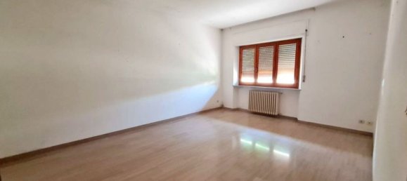 17 rooms House in Chiusi, Italy No. 143931 7