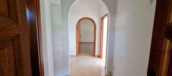 17 rooms House in Chiusi, Italy No. 143931 10