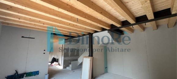 4 rooms House in Mogliano Veneto, Italy No. 287675 5